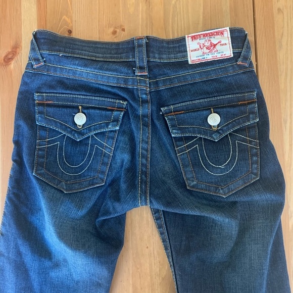 Jeans - Picture 2 of 4